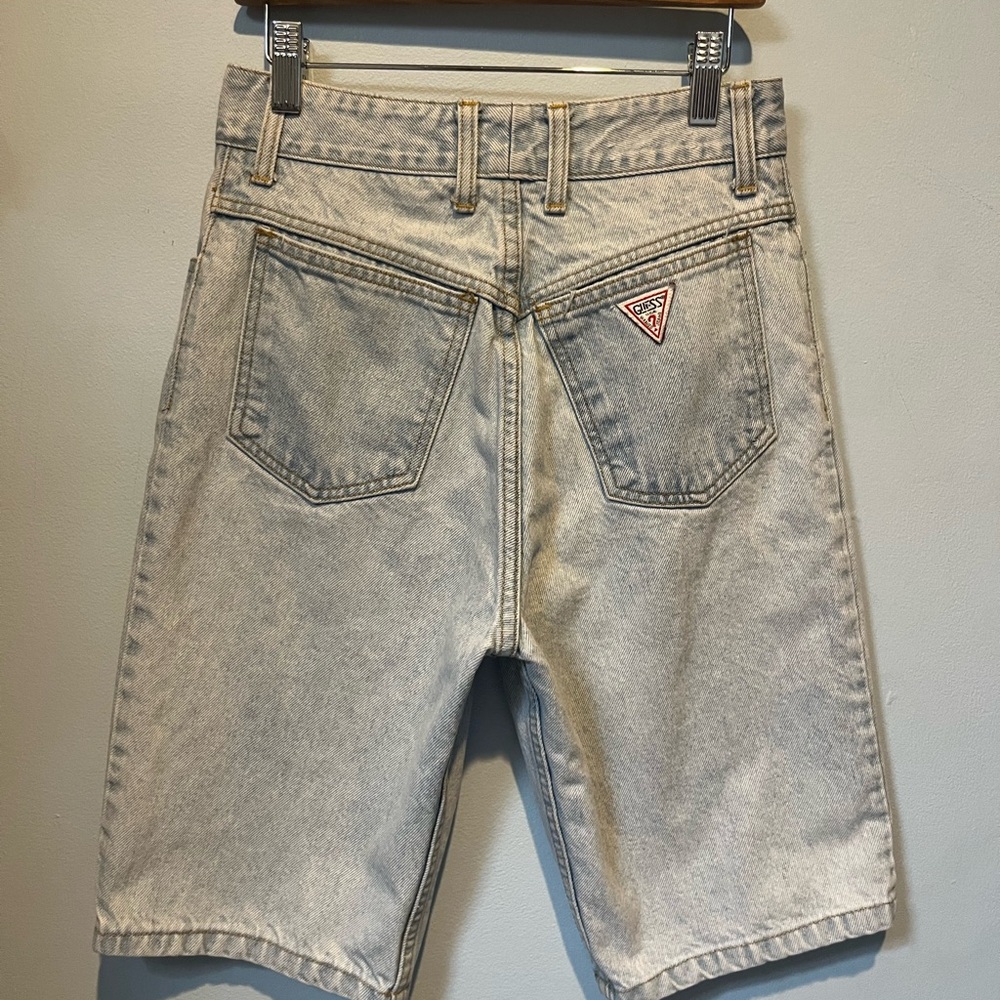 VintageGuess Denim Light Wash Shorts | W:26